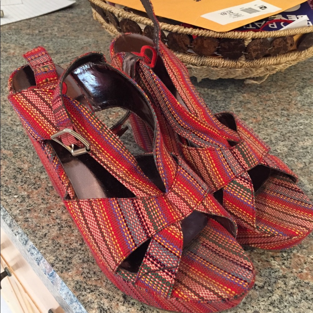 Colorful wedges